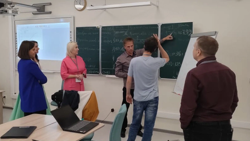 Работа с экспертом С.В. Верховцом из НОЦ ЕС